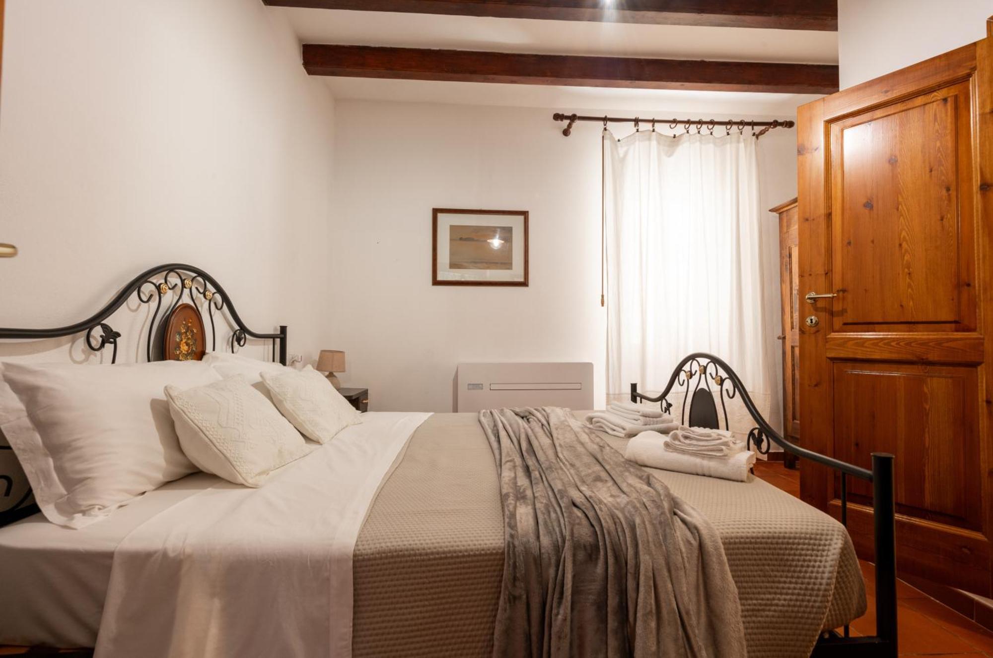 Le Boucanier Alghero Bagian luar foto